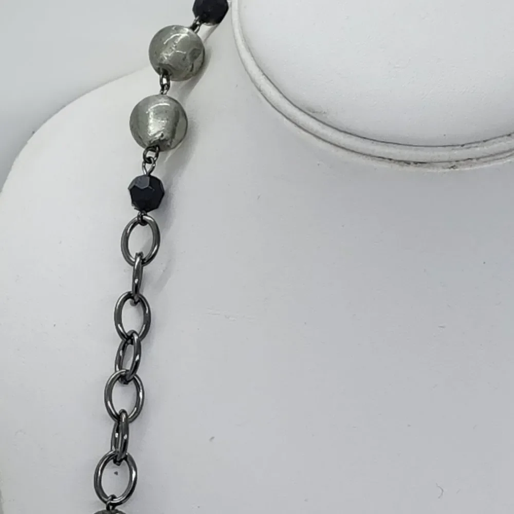 Gun Metal‎ And Glass Bead Necklace